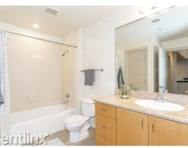 1930 Nw Irving St #104, Portland, Or 97209 104 - Photo Thumbnail 11