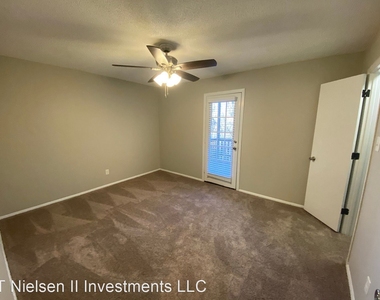 4829 Maple Sunset Way - Photo Thumbnail 6