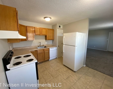 4829 Maple Sunset Way - Photo Thumbnail 22