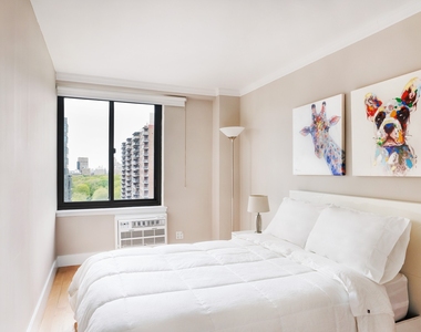 784 Columbus Avenue - Photo Thumbnail 4