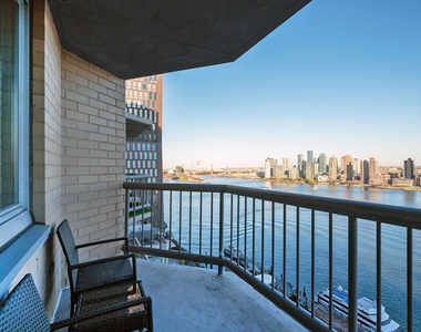 401 East 34th Street - Photo Thumbnail 6