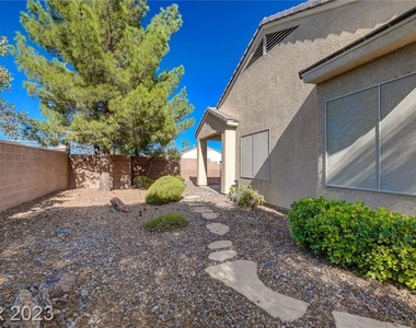 1800 Eagle Mesa Avenue - Photo Thumbnail 18