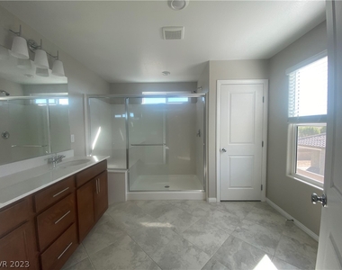 7497 W Mistral Avenue - Photo Thumbnail 20