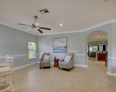 215 Gulfstream Boulevard - Photo Thumbnail 4