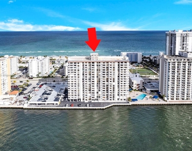 1500 S Ocean Dr - Photo Thumbnail 0