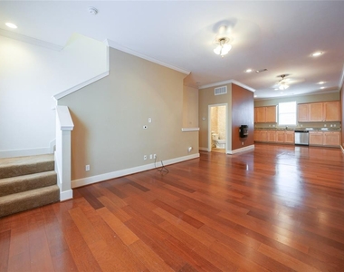 1614 Tribeca Way - Photo Thumbnail 2