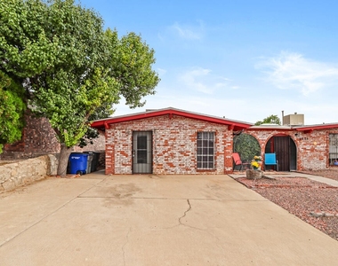 6608 Mesa Grande Avenue - Photo Thumbnail 0