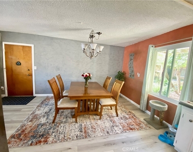 3695 Linden Avenue - Photo Thumbnail 15