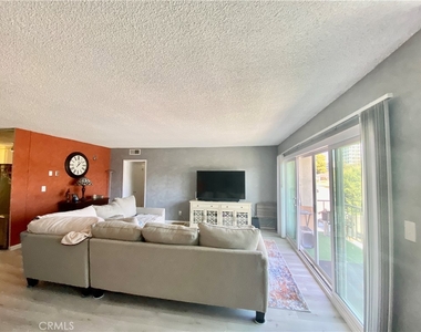 3695 Linden Avenue - Photo Thumbnail 11