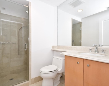 17875 Collins Ave # 2806 - Photo Thumbnail 19