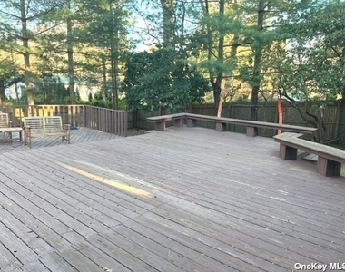 26 Woodland Place - Photo Thumbnail 16