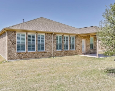 7357 Rustling Oaks Road - Photo Thumbnail 16