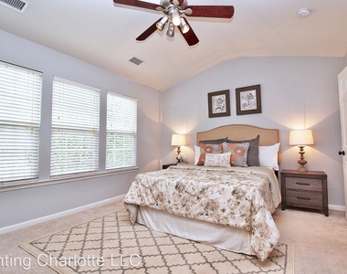 2940 Castleberry Court - Photo Thumbnail 12