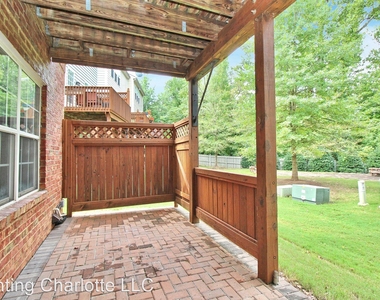 2940 Castleberry Court - Photo Thumbnail 29