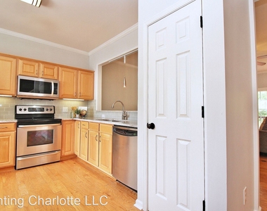 2940 Castleberry Court - Photo Thumbnail 25