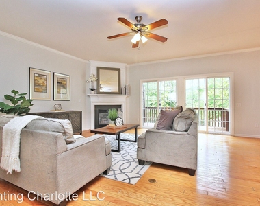 2940 Castleberry Court - Photo Thumbnail 28