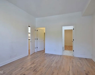 5731 North Winthrop Avenue Penthouse - Photo Thumbnail 18