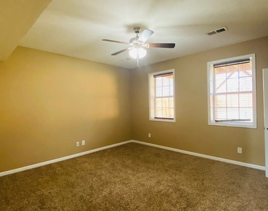 1248 Morstead Dr - Photo Thumbnail 30