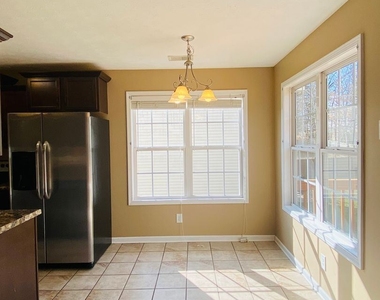 1248 Morstead Dr - Photo Thumbnail 12