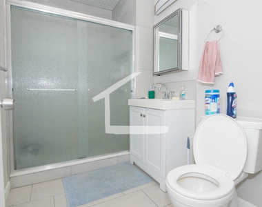 25 Long Ave Apt 2b - Photo Thumbnail 6