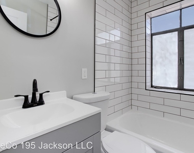 195 Jackson St - Photo Thumbnail 4