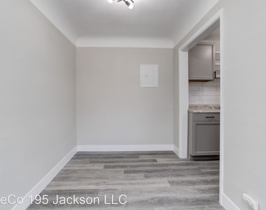 195 Jackson St - Photo Thumbnail 6