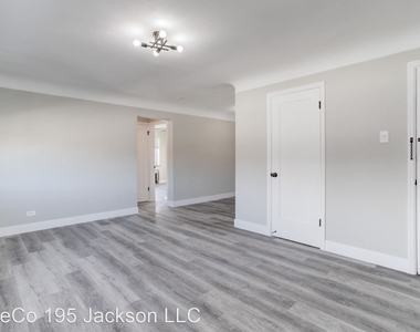 195 Jackson St - Photo Thumbnail 12