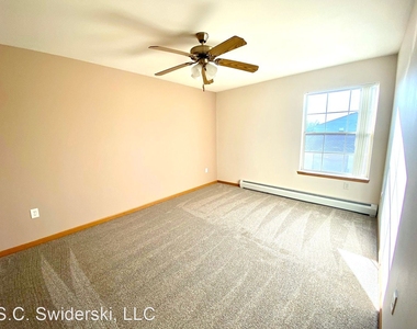 3320 Norton St Apartment 101 - Photo Thumbnail 4