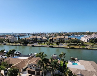 5950 Pelican Bay Plaza S - Photo Thumbnail 29