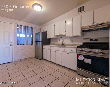 260 E Wetmore - Photo Thumbnail 4