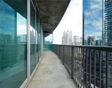 1080 Peachtree Street Ne # 1304 - Photo Thumbnail 11