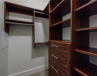 1080 Peachtree Street Ne # 1304 - Photo Thumbnail 21