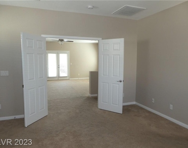 4054 Lower Saxon Avenue - Photo Thumbnail 35