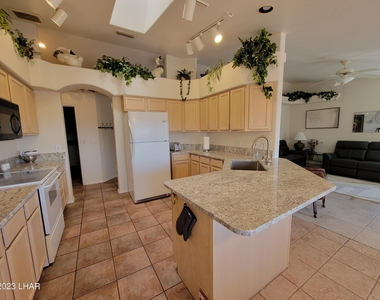 3175 Cotati Dr - Photo Thumbnail 24