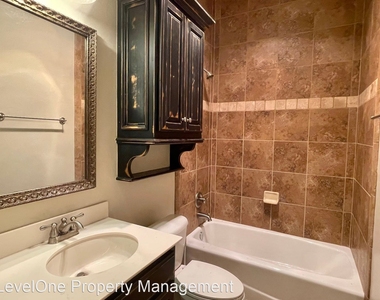 3608 Oakridge Circle - Photo Thumbnail 14