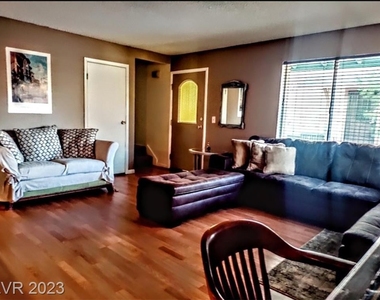 4758 Roberta Street - Photo Thumbnail 27