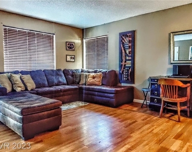 4758 Roberta Street - Photo Thumbnail 16