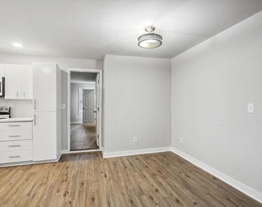 2996 1st Avenue Sw - Photo Thumbnail 4