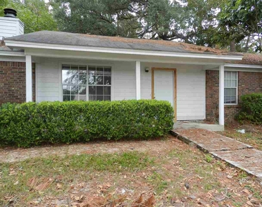 1516 W Tharpe - Photo Thumbnail 0