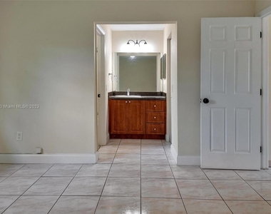 13828 Sw 283rd Ter - Photo Thumbnail 15