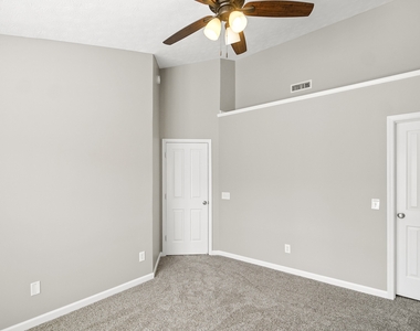 6938 Vistamere Way - Photo Thumbnail 30