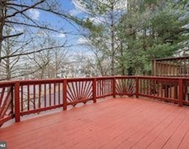 4720 Leyden Way - Photo Thumbnail 15