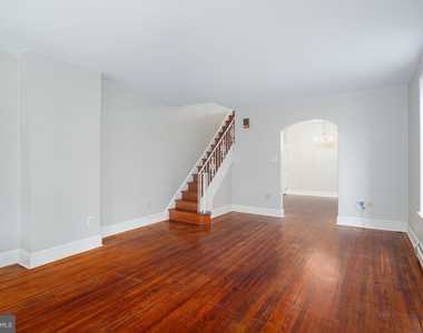 4229 Manayunk Avenue - Photo Thumbnail 4