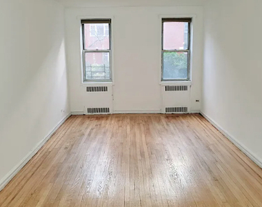 63-109 Saunders Street - Photo Thumbnail 2