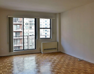 228 East 85th Street - Photo Thumbnail 1