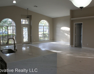 1028 Kerwood Circle - Photo Thumbnail 2