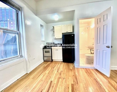 936 West End Avenue - Photo Thumbnail 3