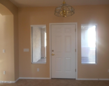 6349 W Desert Hollow Drive - Photo Thumbnail 22