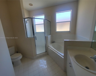 13253 Sw 127th Pl - Photo Thumbnail 28