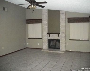 9714 Meadow Dr - Photo Thumbnail 1